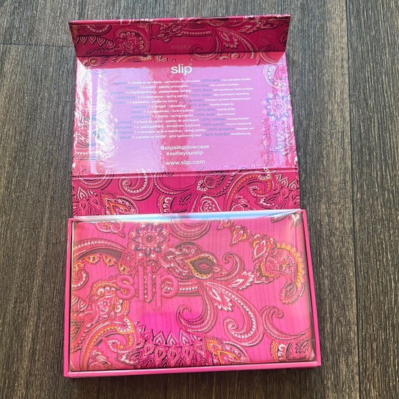 slip Bedding Alice Olivia Slip Pillowcase Poshmark